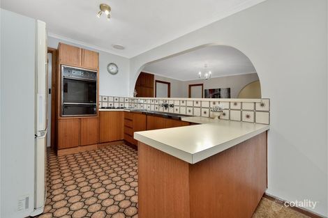 Property photo of 17 Rubin Crescent Happy Valley SA 5159