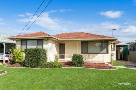 Property photo of 24 Weir Crescent Lurnea NSW 2170