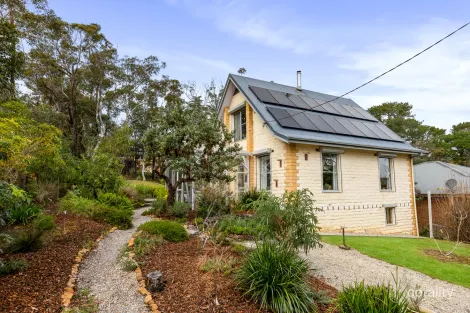 Property photo of 33 Lee Street Lawson NSW 2783