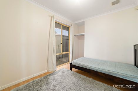 Property photo of 28 Pentland Crescent Dudley Park WA 6210