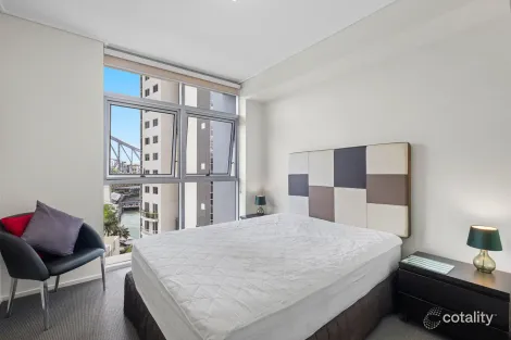 Property photo of 104/30 Macrossan Street Brisbane City QLD 4000