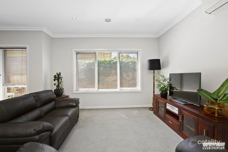 Property photo of 1/1 Exeter Grove Belmont VIC 3216