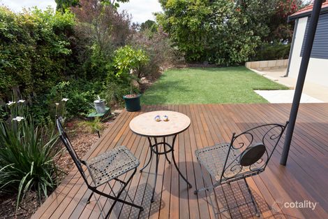 27 Arthur Rd, Hamilton Hill, WA 6163