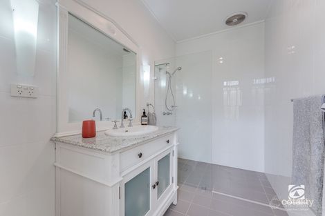 Property photo of 5 Harben Vale Circuit Grasmere NSW 2570