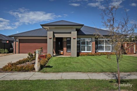 Property photo of 27 Triandra Avenue Romsey VIC 3434