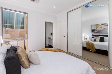 Property photo of 1/7 Mayhill Place Craigie WA 6025