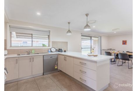 Property photo of 3 Brook Court Dubbo NSW 2830