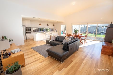 Property photo of 6 Baradine Drive Ocean Grove VIC 3226