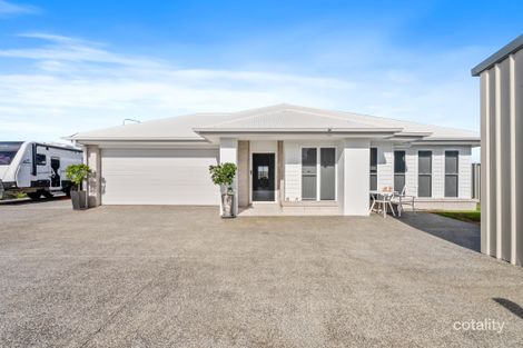 Property photo of 13 Mataranka Circuit Nikenbah QLD 4655