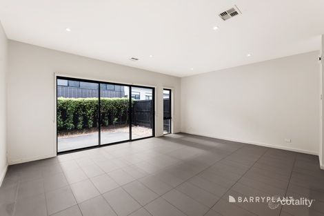 Property photo of 7 Phar Lap Drive Doncaster VIC 3108