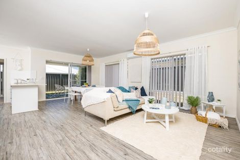 Property photo of 10 Scripta Way Jindalee WA 6036