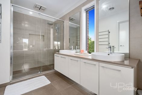 Property photo of 116 Claret Ash Boulevard Harkness VIC 3337