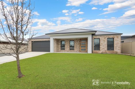 Property photo of 36 Pech Avenue Jindera NSW 2642
