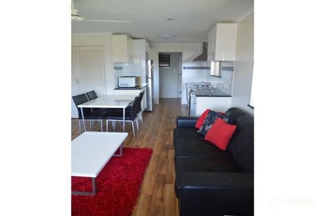 Property photo of 2/29 Maple Drive Andergrove QLD 4740