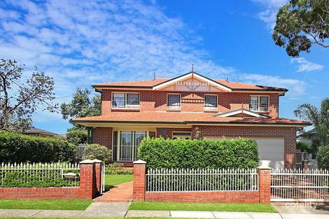 18 Wallace St, Concord, NSW 2137