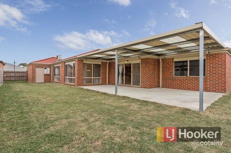 Property photo of 64 Astley Wynd Lynbrook VIC 3975