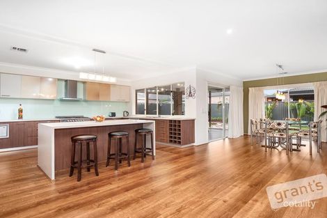 Property photo of 4 Prosperity Avenue Cranbourne North VIC 3977