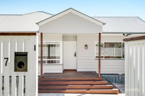 7 Suffolk St, East Toowoomba, QLD 4350