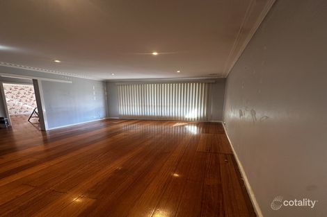 Property photo of 35 Quinn Street Deer Park VIC 3023