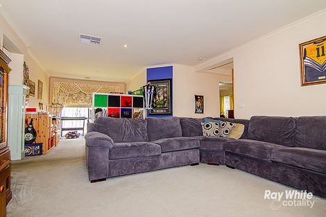 Property photo of 9 Byron Court Narre Warren South VIC 3805