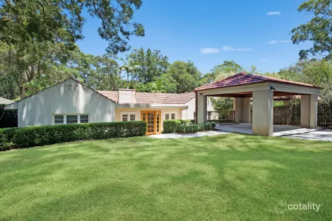 Property photo of 18 Eucalyptus Street St Ives NSW 2075