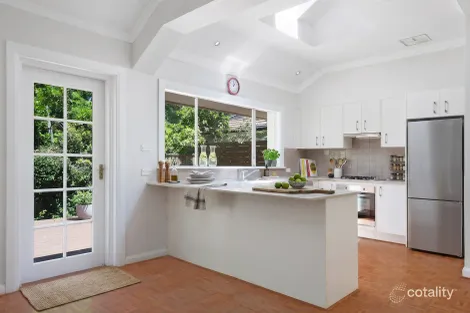 Property photo of 18 Eucalyptus Street St Ives NSW 2075
