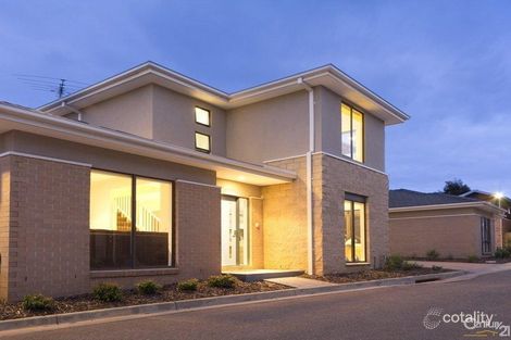 9 Seacrest Pl, Mount Martha, VIC 3934