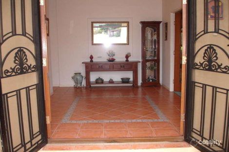 Property photo of 17 Portreeves Place Arundel QLD 4214