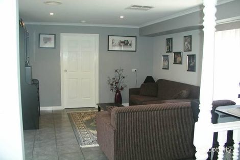 Property photo of 4 Trewin Court Narre Warren VIC 3805