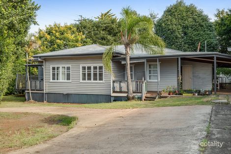199 West St, Harristown, QLD 4350