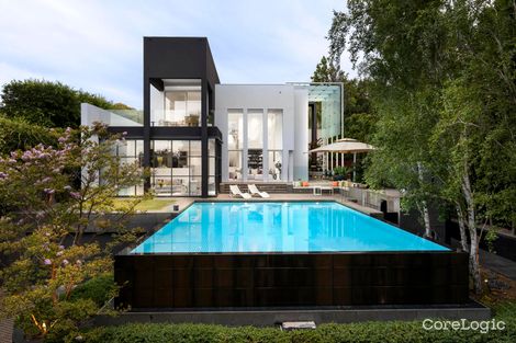 Property photo of 14 Linlithgow Road Toorak VIC 3142