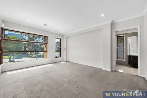 Property photo of 1 Almondbank Road Cranbourne East VIC 3977