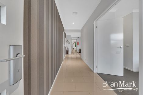 Property photo of 11 Cape Parade Point Cook VIC 3030