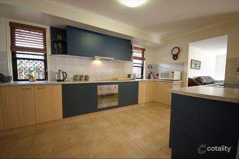 Property photo of 8 Tina Drive Tannum Sands QLD 4680