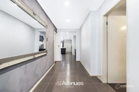 Property photo of 28 Abrus Circuit Cranbourne North VIC 3977