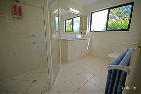 Property photo of 8 Tina Drive Tannum Sands QLD 4680