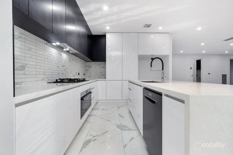 Property photo of 10 Lansdowne Parade Tarneit VIC 3029
