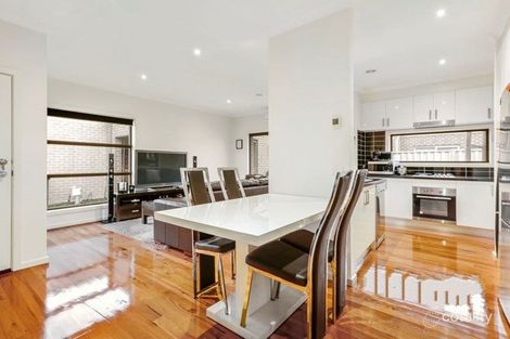 Property photo of 3/12 Stenhouse Avenue Brooklyn VIC 3012