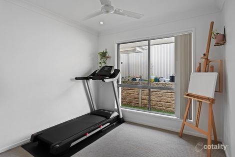 Property photo of 25 Cinnamon Drive Glenvale QLD 4350