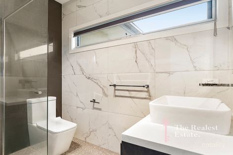 Property photo of 2/52 Warwick Road Pascoe Vale VIC 3044