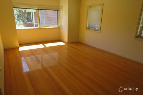 Property photo of 4/12-14 Surrey Crescent Oakleigh East VIC 3166