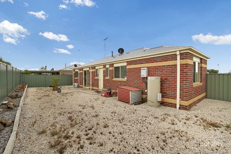 Property photo of 11 Willowmavin Court Kilmore VIC 3764