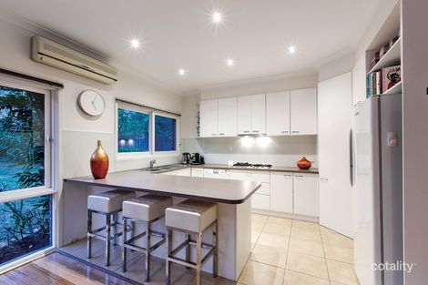 Property photo of 5 Ventich Street Glen Iris VIC 3146