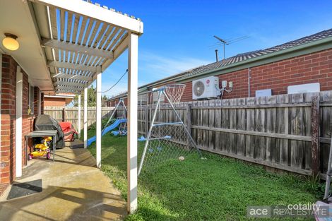 Property photo of 1 Nicholson Close Werribee VIC 3030