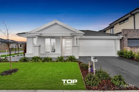 26 Webster St, Clyde North, VIC 3978