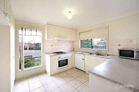 Property photo of 1/2 Arilpa Court Ashwood VIC 3147