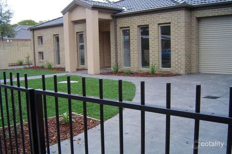 4 Robinia St, Frankston, VIC 3199