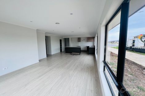 Property photo of 80 Eaglebay Road Armstrong Creek VIC 3217