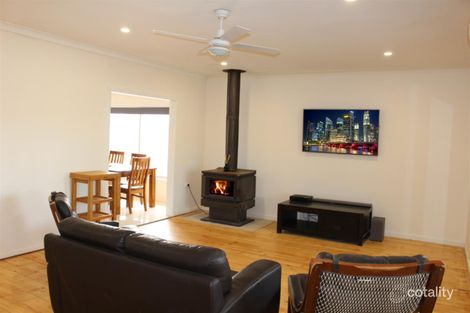 Property photo of 23 Salom Street Bordertown SA 5268