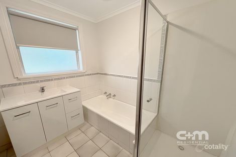 Property photo of 14 Ripplebrook Drive Broadmeadows VIC 3047